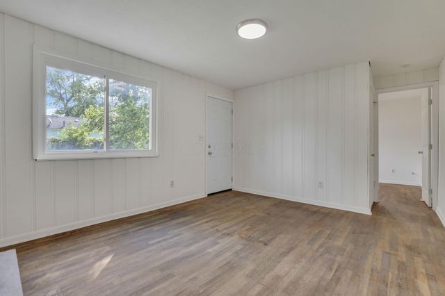 2360 Pontiac Street, Columbus, OH 43211