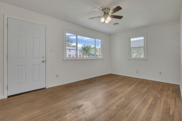 2360 Pontiac Street, Columbus, OH 43211