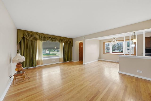 15201 Sunset Drive, Dolton, IL 60419