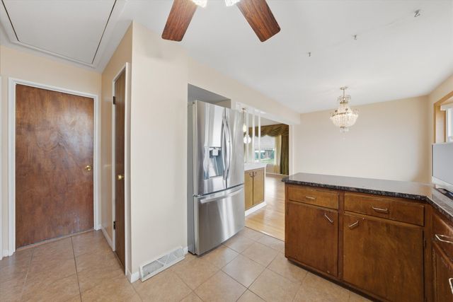 15201 Sunset Drive, Dolton, IL 60419