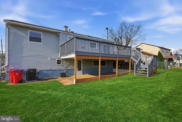 403 BYRON RD, Warminster, PA 18974