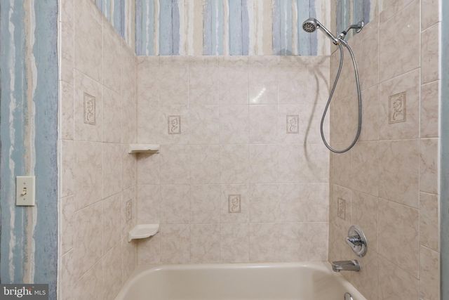 403 BYRON RD, Warminster, PA 18974