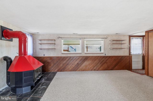 403 BYRON RD, Warminster, PA 18974