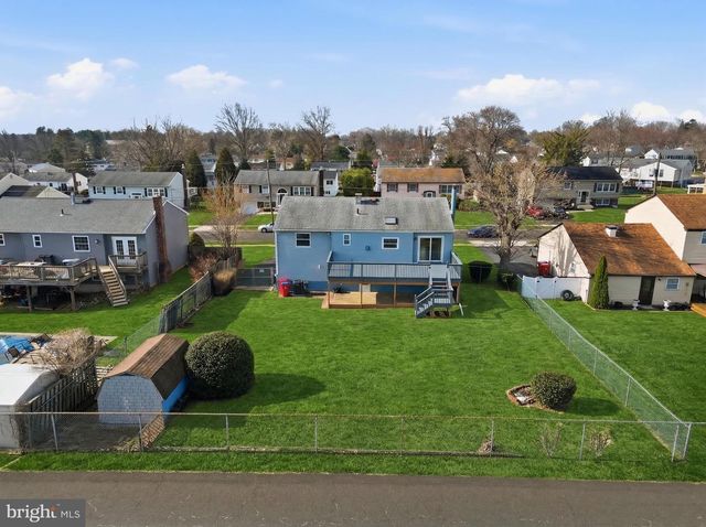 403 BYRON RD, Warminster, PA 18974