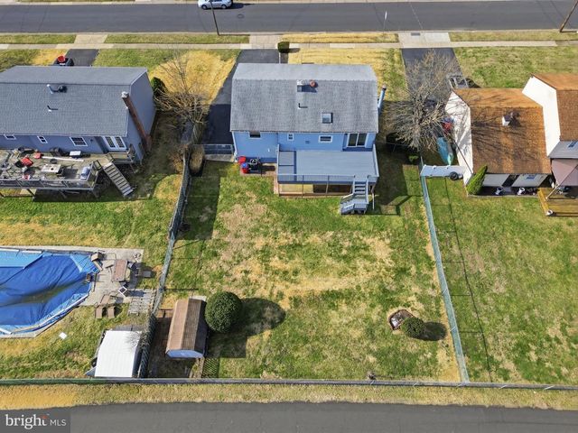 403 BYRON RD, Warminster, PA 18974