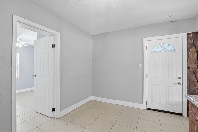 6712 RIVER ROAD, Tampa, FL 33615