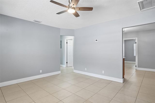 6712 RIVER ROAD, Tampa, FL 33615