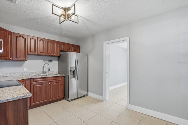 6712 RIVER ROAD, Tampa, FL 33615