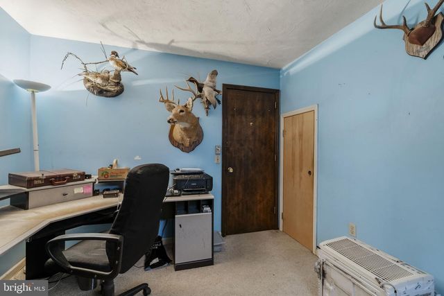 176 BUTTER RD, Leola, PA 17540