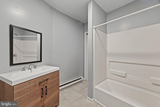1301-00 W VENANGO ST, Philadelphia, PA 19140