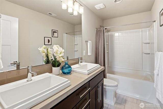 16 176th Place SW, Bothell, WA 98012