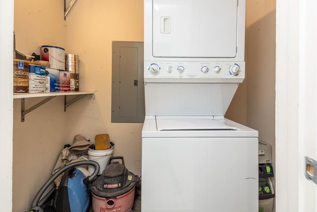 415 S Front St Apt 105, Memphis, TN 38103