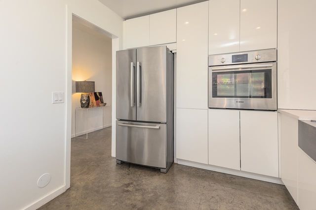 415 S Front St Apt 105, Memphis, TN 38103