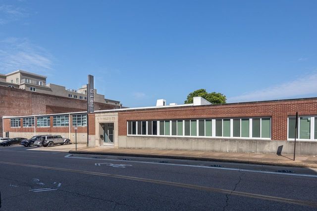 415 S Front St Apt 105, Memphis, TN 38103