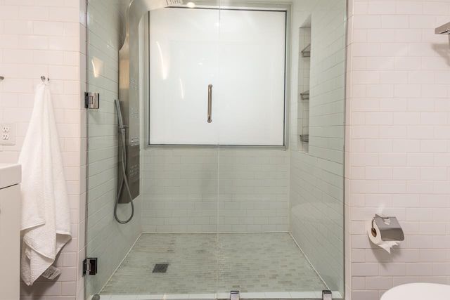 415 S Front St Apt 105, Memphis, TN 38103