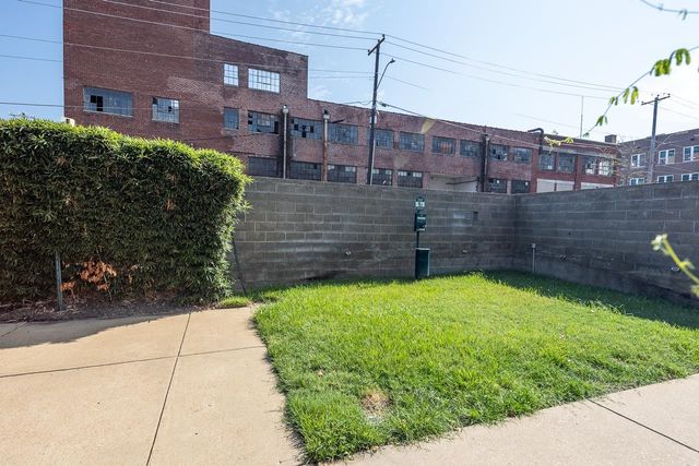 415 S Front St Apt 105, Memphis, TN 38103