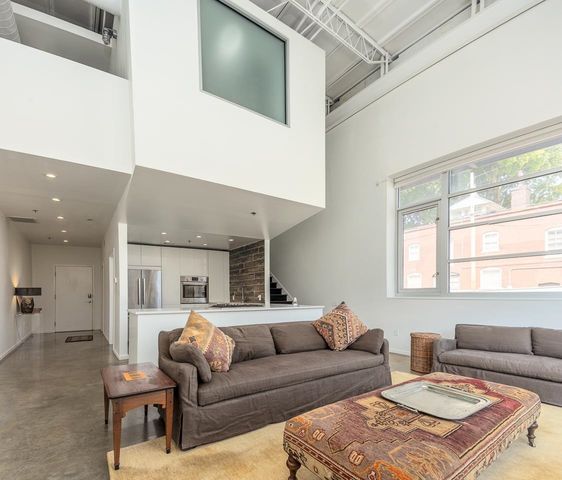 415 S Front St Apt 105, Memphis, TN 38103