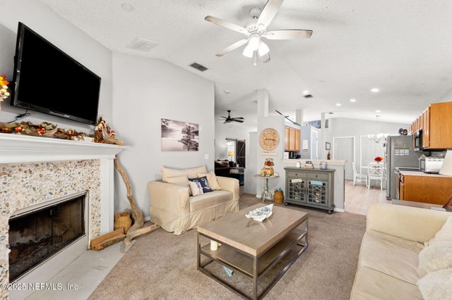 1407 HEATHER GLEN Lane, Middleburg, FL 32068