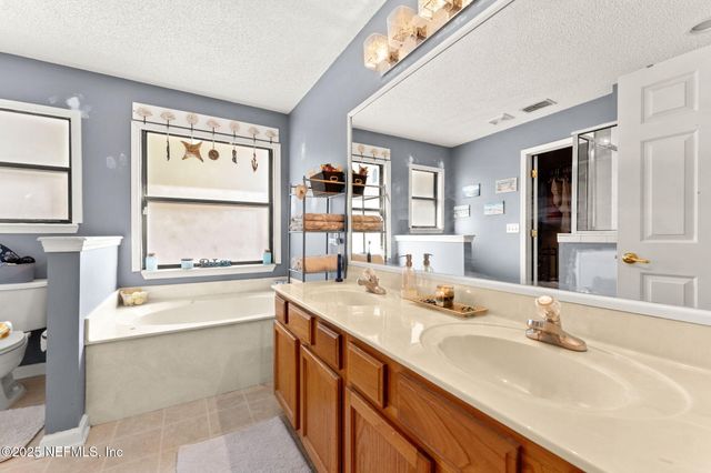 1407 HEATHER GLEN Lane, Middleburg, FL 32068