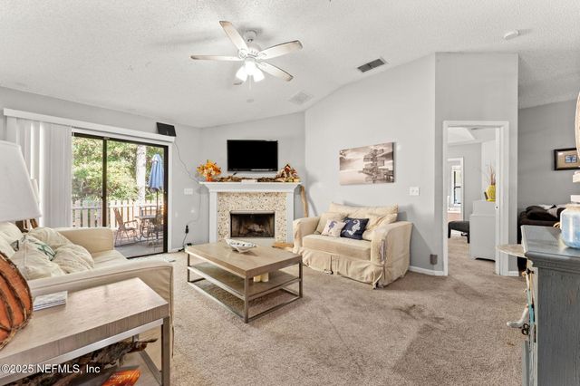 1407 HEATHER GLEN Lane, Middleburg, FL 32068