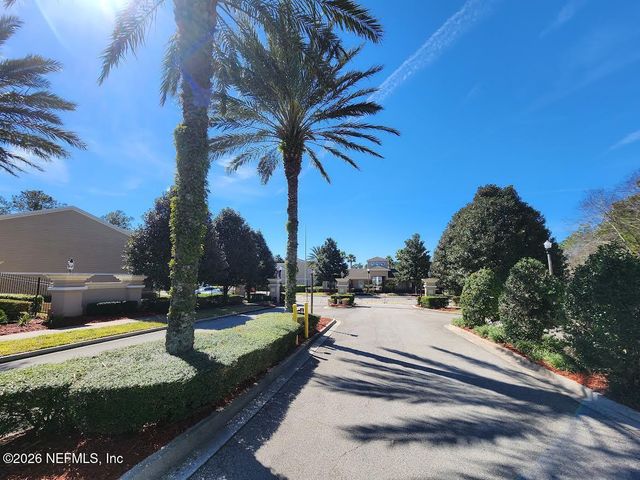 6694 ARCHING BRANCH Circle, Jacksonville, FL 32258