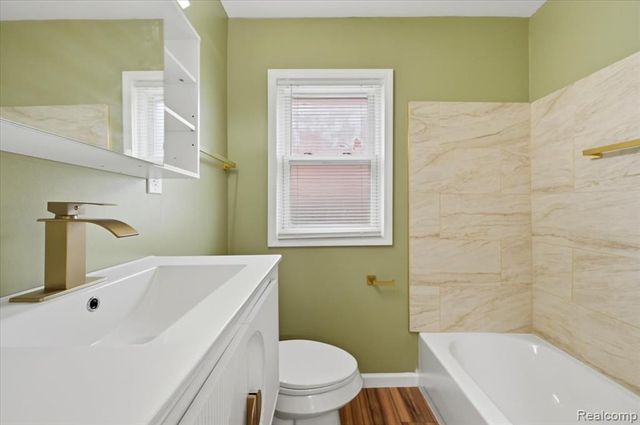 17595 Mendota Street, Detroit, MI 48221