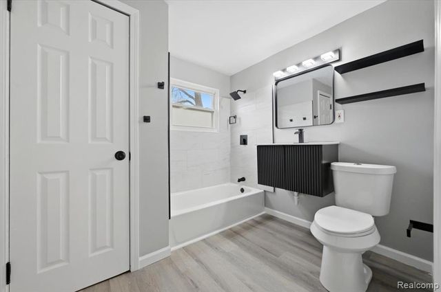 17595 Mendota Street, Detroit, MI 48221