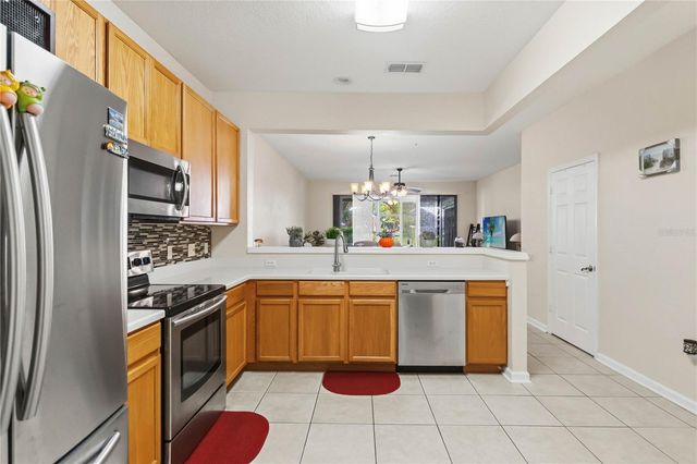 3401 SHALLOT DRIVE 102, Orlando, FL 32835