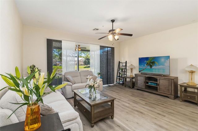 3401 SHALLOT DRIVE 102, Orlando, FL 32835