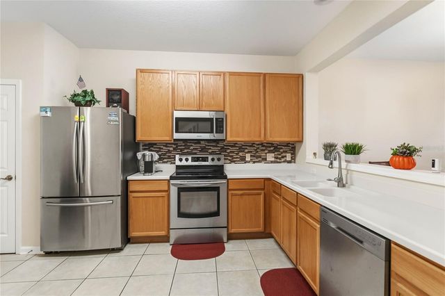 3401 SHALLOT DRIVE 102, Orlando, FL 32835