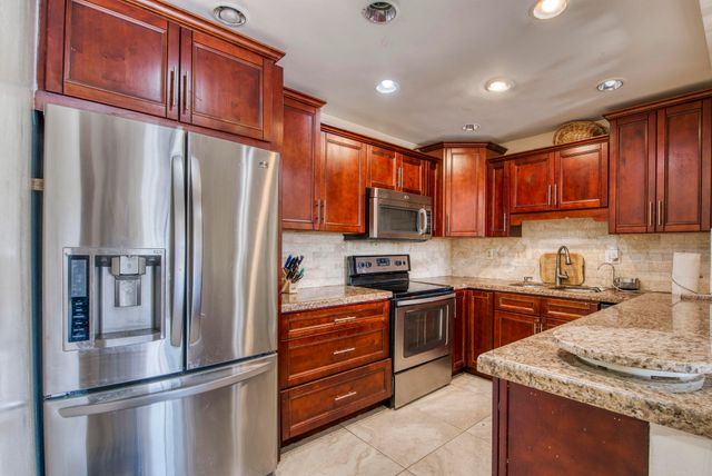 4125 NW 88th Avenue 202, Coral Springs, FL 33065