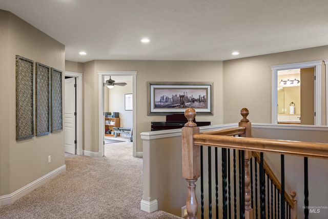 647 W Water Grove Drive, Eagle, ID 83616