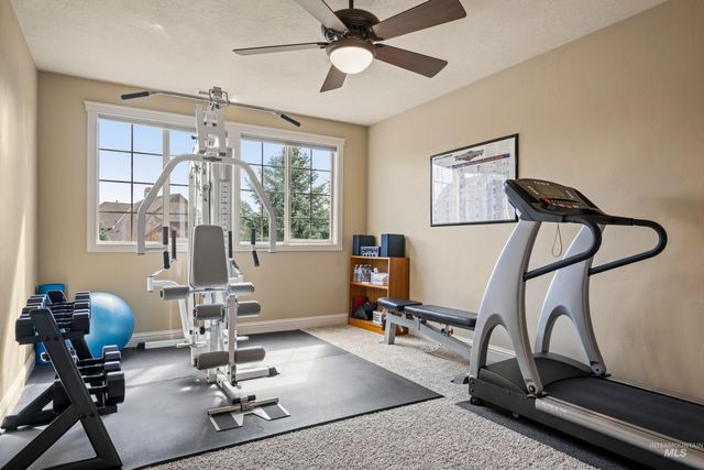 647 W Water Grove Drive, Eagle, ID 83616