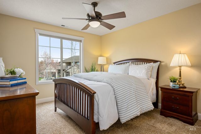 647 W Water Grove Drive, Eagle, ID 83616