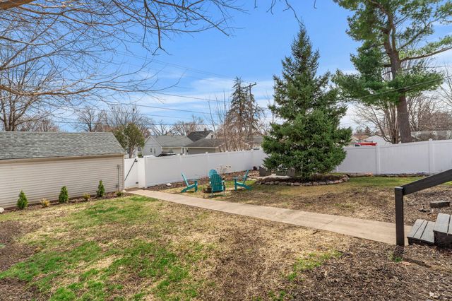 646 16th Avenue N, South Saint Paul, MN 55075