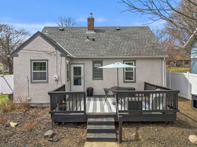 646 16th Avenue N, South Saint Paul, MN 55075