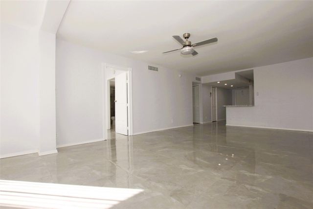 3100 N Course Lane 103, Pompano Beach, FL 33069