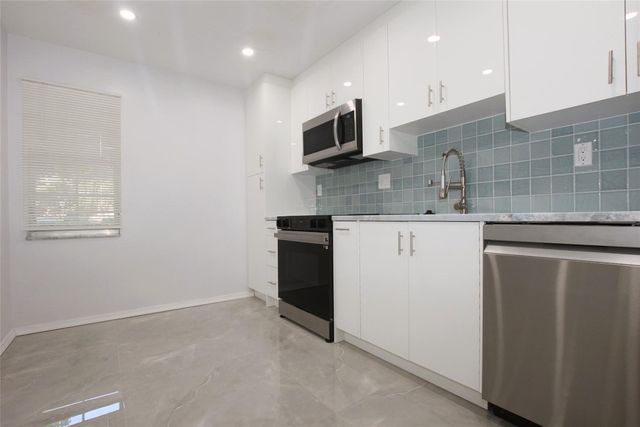 3100 N Course Lane 103, Pompano Beach, FL 33069