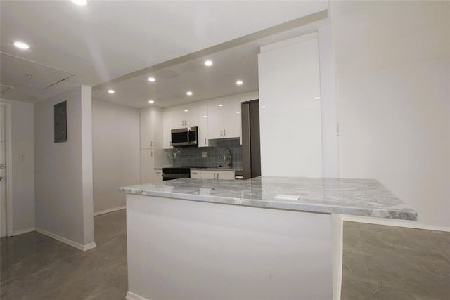 3100 N Course Lane 103, Pompano Beach, FL 33069