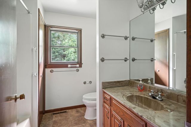 9222 N Mckinley Road, Montrose Twp, MI 48457