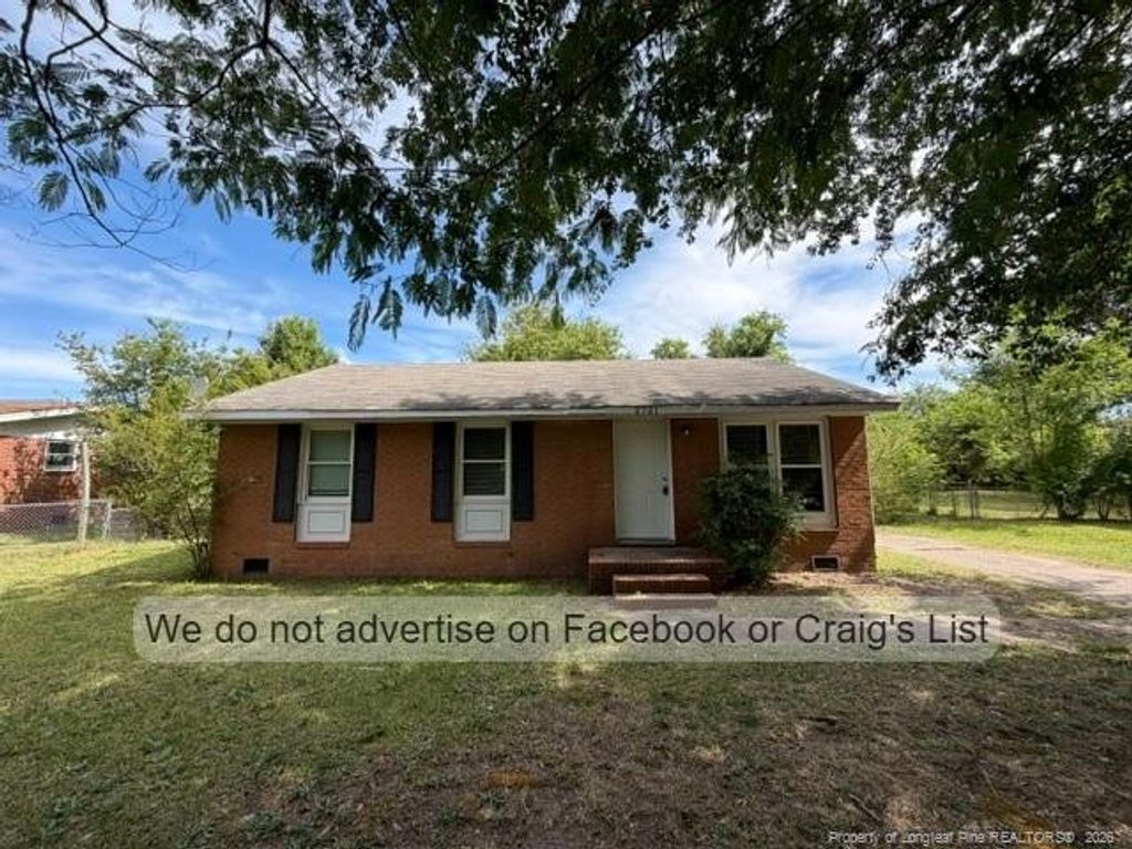 2721 Daly Avenue, Spring Lake, NC 28390