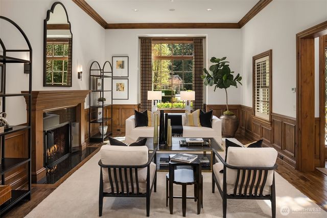 2045 250th Place NE, Sammamish, WA 98074