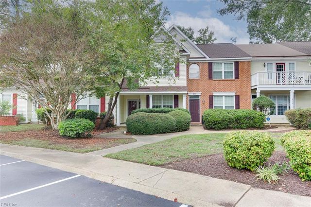 817 Oak Springs CT, Newport News, VA 23602