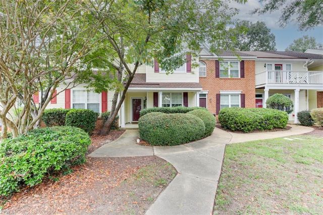 817 Oak Springs CT, Newport News, VA 23602