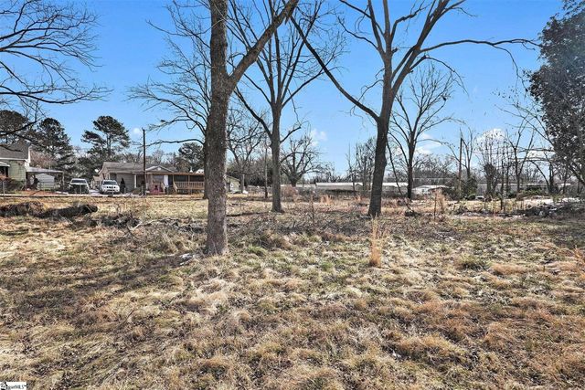 13 Glass Street, Greenville, SC 29609