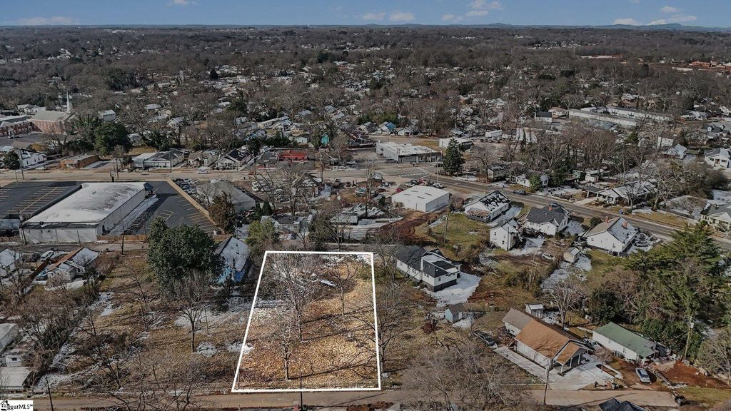 13 Glass Street, Greenville, SC 29609