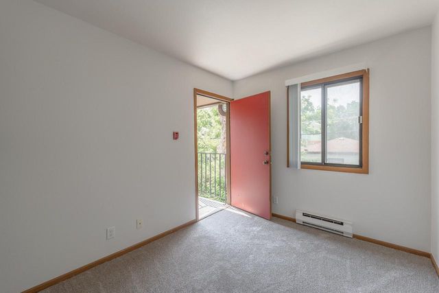 4042 S Pine AVENUE, Milwaukee, WI 53207