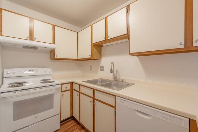4042 S Pine AVENUE, Milwaukee, WI 53207