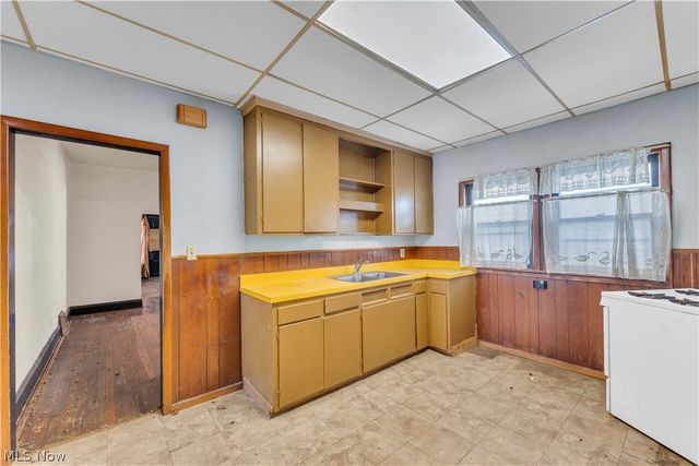 9617 Mount Auburn Avenue, Cleveland, OH 44104