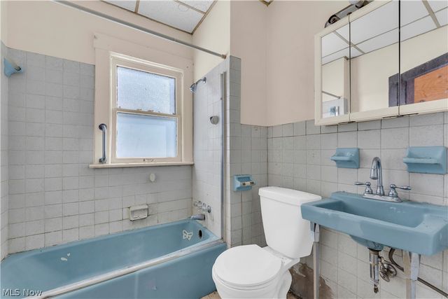 9617 Mount Auburn Avenue, Cleveland, OH 44104